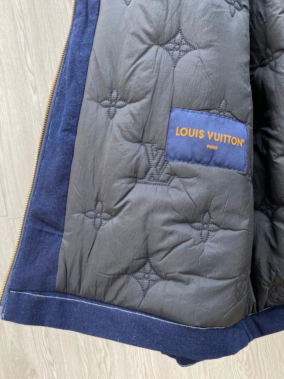 wg.luxury- 8V oversized item:D-F409L2324